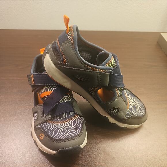 Merrell Hydro Free Roam Monarch Kids Water Shoe Closed Toe Sandal Size 1M - Picture 1 of 11